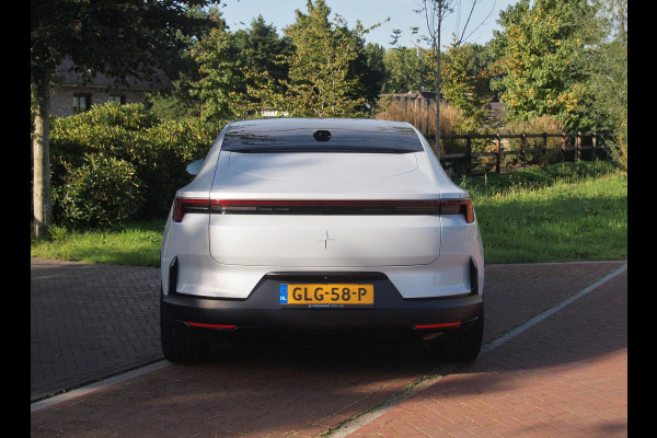 Polestar 4 Long Range Single motor 100 kWh | NL-Auto | Panoramadak | WLPT actieradius: 620 KM | 360 Camera | Sfeerverlichting |