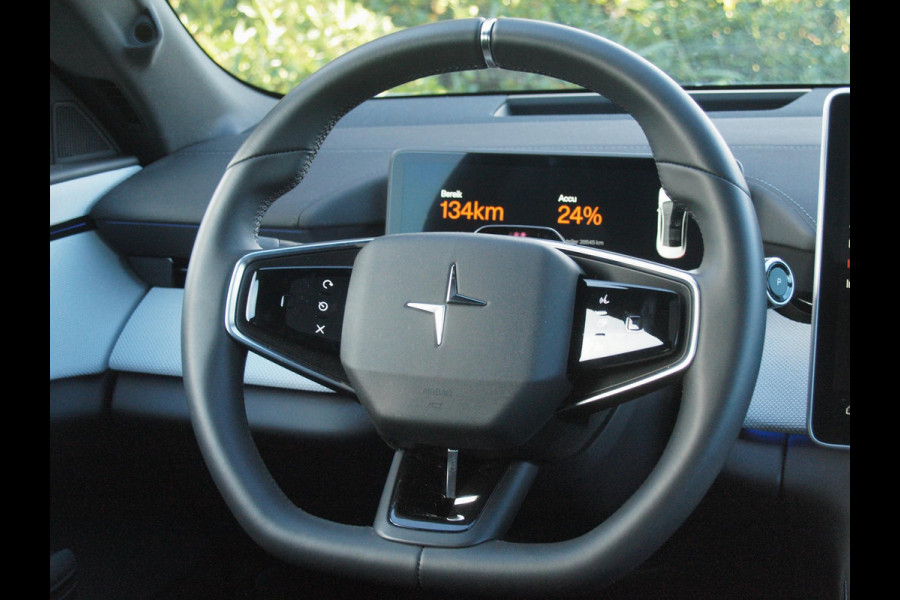 Polestar 4 Long Range Single motor 100 kWh | NL-Auto | Panoramadak | WLPT actieradius: 620 KM | 360 Camera | Sfeerverlichting |
