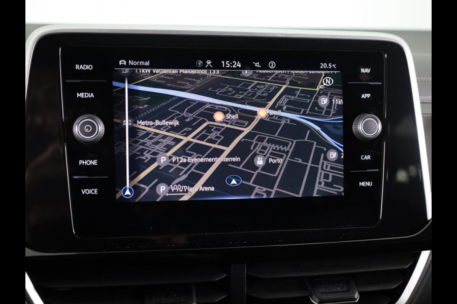 Volkswagen T-Roc 1.5 TSI R-Line 150 PK | Automaat (DSG) | Parkeersensoren Led | Keyless entry