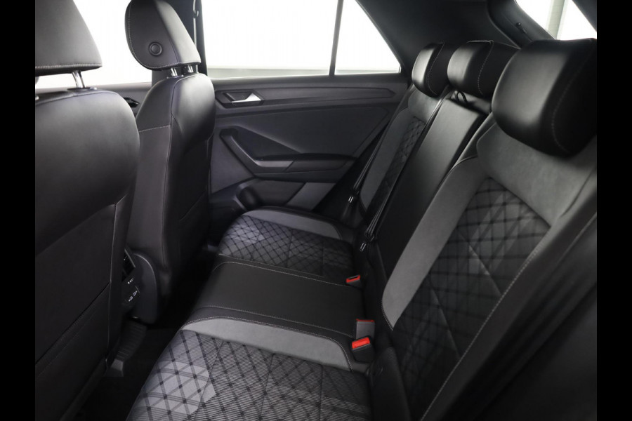 Volkswagen T-Roc 1.5 TSI R-Line 150 PK | Automaat (DSG) | Parkeersensoren Led | Keyless entry