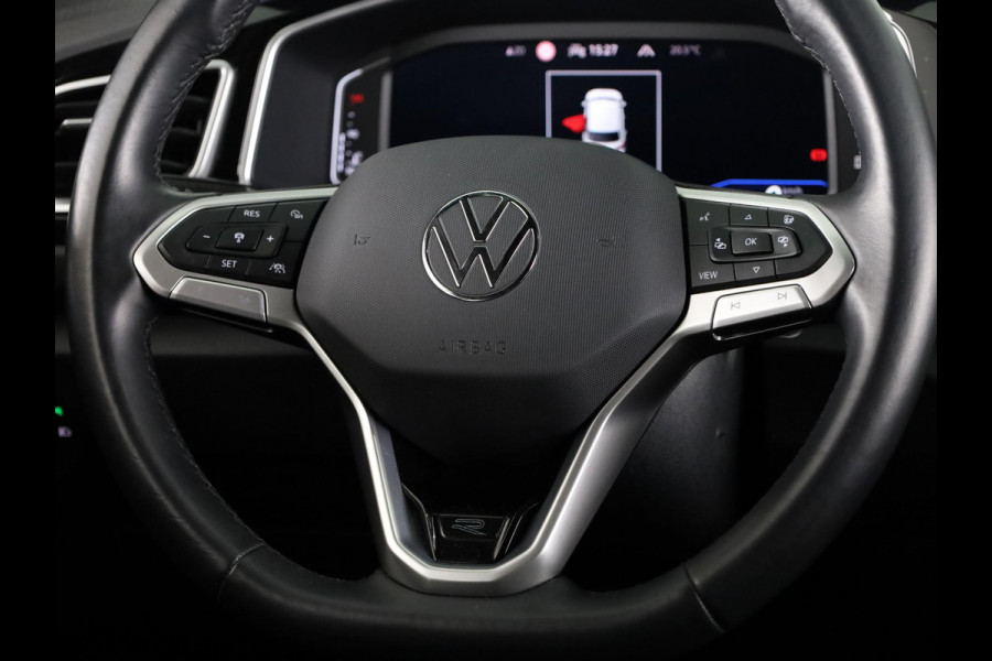 Volkswagen T-Roc 1.5 TSI R-Line 150 PK | Automaat (DSG) | Parkeersensoren Led | Keyless entry