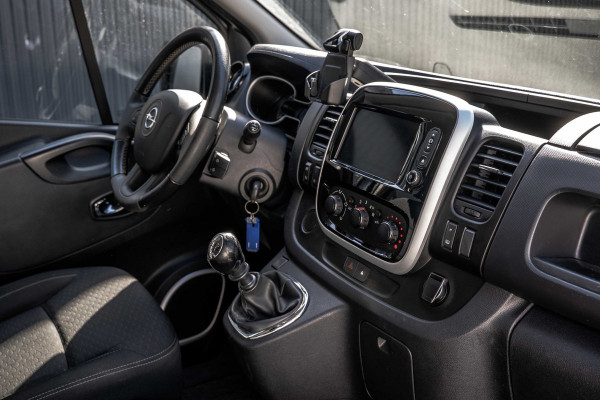 Opel Vivaro 1.6 CDTI L2H1 | 125PK | DC 6-Zits | Camera | Cruise | Airco | Trekhaak
