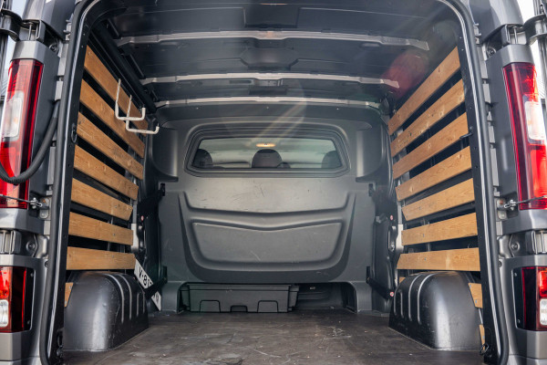 Opel Vivaro 1.6 CDTI L2H1 | 125PK | DC 6-Zits | Camera | Cruise | Airco | Trekhaak