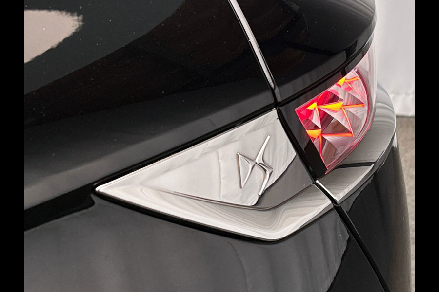DS 7 Crossback 1.6 PureTech So Chic | Leder | Rondomzicht/Camera | Trekhaak | LED