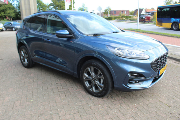 Ford Kuga 2.5 PHEV ST-Line X , 225pk , 1500kg Trekgewicht Climate control , Stoel en voorruitverwarming , Navigatie , Cruise control adaptief , Bluetooth , Camera