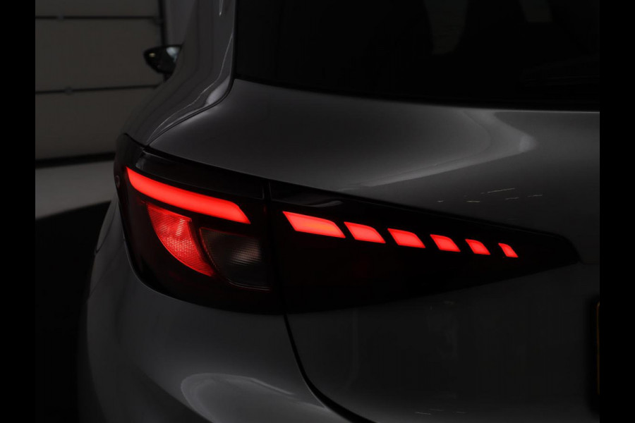 MG 3 1.5 Hybrid+ Luxury | Automaat | Stoelverwarming | LED | Stuurwielverwarming | Navigatie | 360 Camera | Keyless Start |