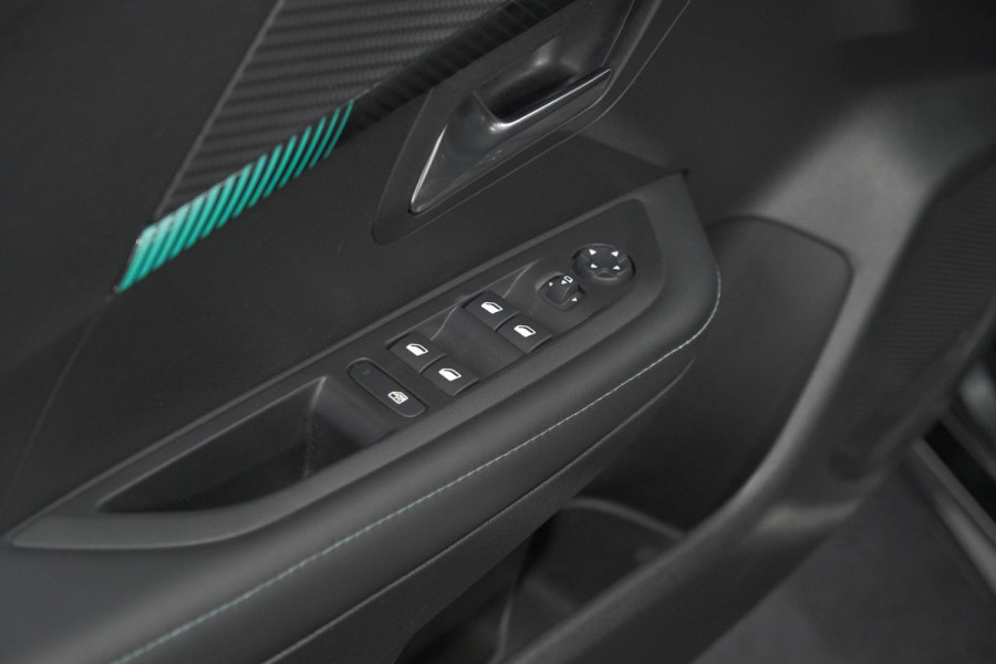 Peugeot 208 PureTech 100 EAT8 Allure Pack | Keyless | Camera | Navigatie | Parkeersensoren | Apple Carplay