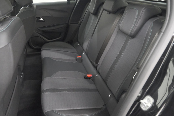 Peugeot 208 PureTech 100 EAT8 Allure Pack | Keyless | Camera | Navigatie | Parkeersensoren | Apple Carplay