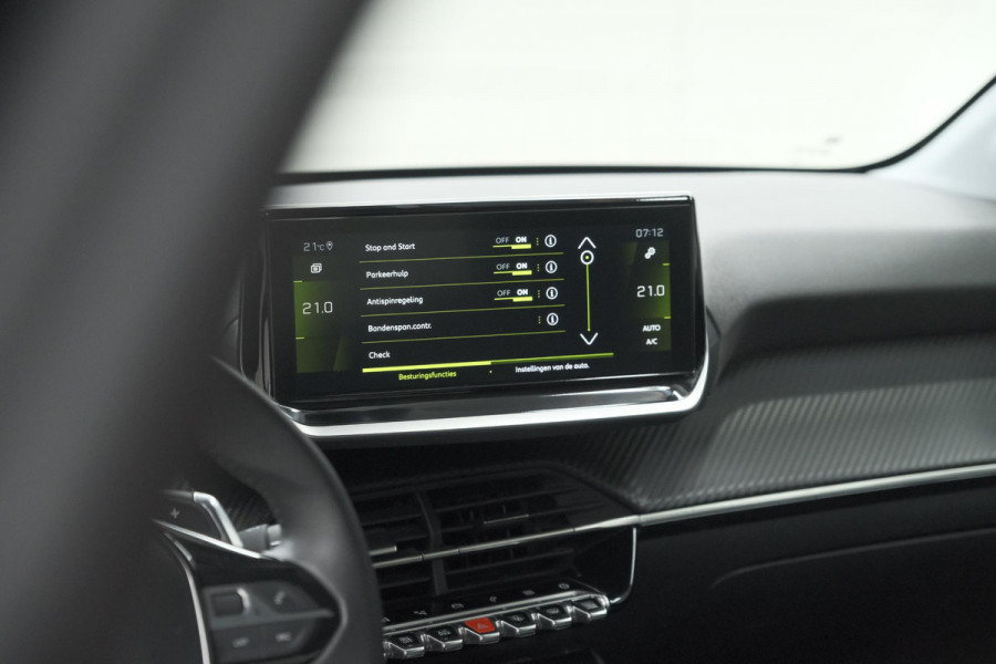 Peugeot 208 PureTech 100 EAT8 Allure Pack | Keyless | Camera | Navigatie | Parkeersensoren | Apple Carplay