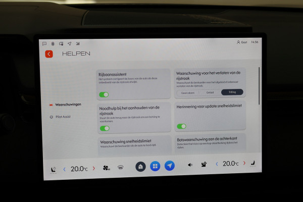 Lynk & Co 08 1.5 More Panoramadak, H&K Sound, ACC, 360° Camera, Ventilatie/Massage Stoelen, DAB, 21''