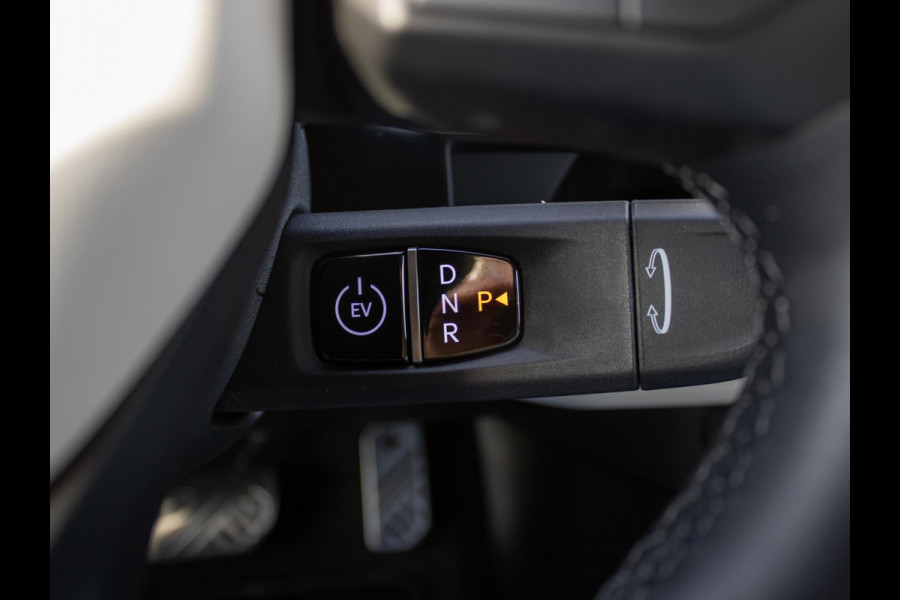 Kia EV4 GT-Line Business Edition 81.4 kWh | DIRECT LEVERBAAR | Navigatie | Stoel en stuurverwarming | Lichtmetalen velgen | LED | Clima. | Adapt. Cruise. | Achteruitrijcamera | Dodehoekassistentie | GT-Line Vegan Lederen Bekleding