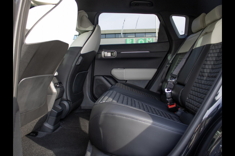 Kia EV4 GT-Line Business Edition 81.4 kWh | DIRECT LEVERBAAR | Navigatie | Stoel en stuurverwarming | Lichtmetalen velgen | LED | Clima. | Adapt. Cruise. | Achteruitrijcamera | Dodehoekassistentie | GT-Line Vegan Lederen Bekleding