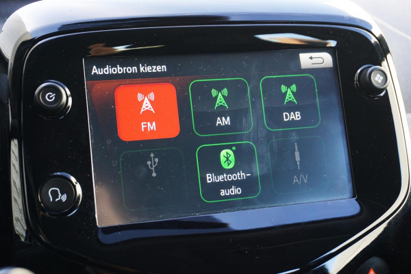 Peugeot 108 1.0 e-VTi Allure/CARPLAY/LM VELGEN/LED/AIRCO!