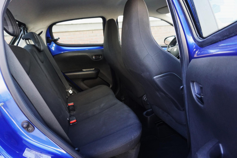 Peugeot 108 1.0 e-VTi Allure/CARPLAY/LM VELGEN/LED/AIRCO!