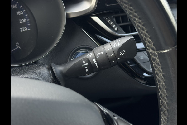 Toyota C-HR 1.8 Hybrid Dynamic | Trekhaak afn., Navi, Camera, Stoelverw., Adapt. Cruise | Dealeronderhouden | NAP |