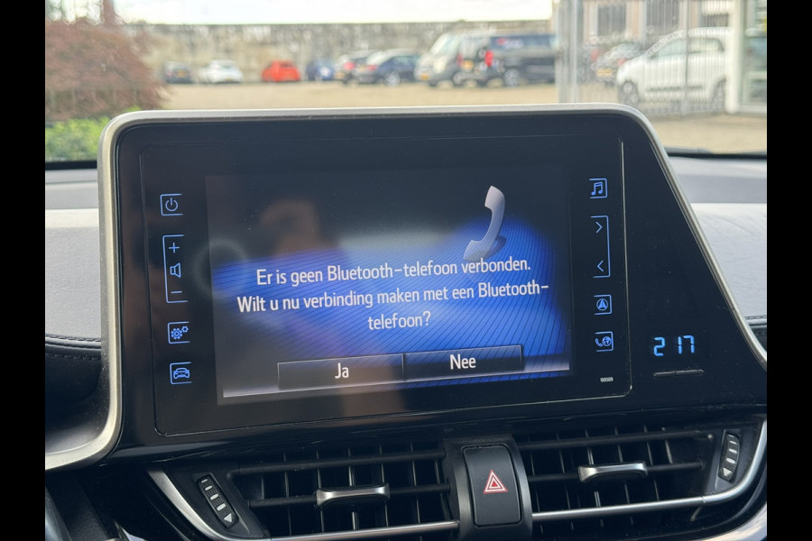 Toyota C-HR 1.8 Hybrid Dynamic | Trekhaak afn., Navi, Camera, Stoelverw., Adapt. Cruise | Dealeronderhouden | NAP |