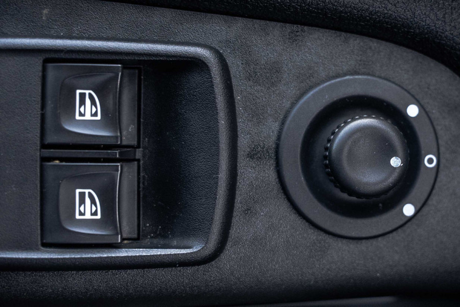 Renault Trafic 1.6 dCi L2H1 | 9-Zits | Cruise | Navi | Airco
