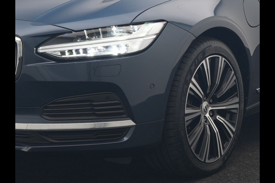 Volvo V90 T8 AWD Ultimate Bright LONG RANGE PHEV 350pk | Trekhaak Af Fabriek | Panodak | Adaptive Cruise | 360 Camera | Head Up | Lederen Sportstoelen Memory & Massage & Ventilatie | Bowers & Wilkins | Blis | Keyless | Stuur & Stoelen Verwarmd | Plug In Hybrid |
