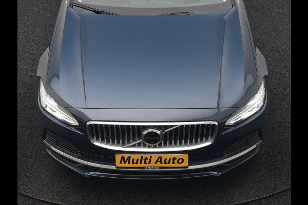 Volvo V90 T8 AWD Ultimate Bright LONG RANGE PHEV 350pk | Trekhaak Af Fabriek | Panodak | Adaptive Cruise | 360 Camera | Head Up | Lederen Sportstoelen Memory & Massage & Ventilatie | Bowers & Wilkins | Blis | Keyless | Stuur & Stoelen Verwarmd | Plug In Hybrid |