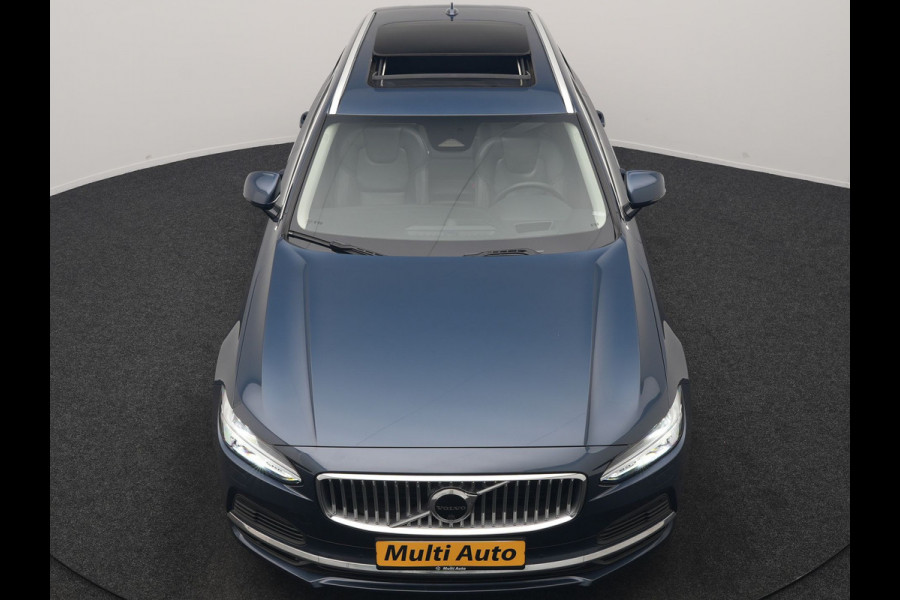 Volvo V90 T8 AWD Ultimate Bright LONG RANGE PHEV 350pk | Trekhaak Af Fabriek | Panodak | Adaptive Cruise | 360 Camera | Head Up | Lederen Sportstoelen Memory & Massage & Ventilatie | Bowers & Wilkins | Blis | Keyless | Stuur & Stoelen Verwarmd | Plug In Hybrid |