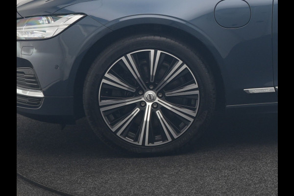 Volvo V90 T8 AWD Ultimate Bright LONG RANGE PHEV 350pk | Trekhaak Af Fabriek | Panodak | Adaptive Cruise | 360 Camera | Head Up | Lederen Sportstoelen Memory & Massage & Ventilatie | Bowers & Wilkins | Blis | Keyless | Stuur & Stoelen Verwarmd | Plug In Hybrid |