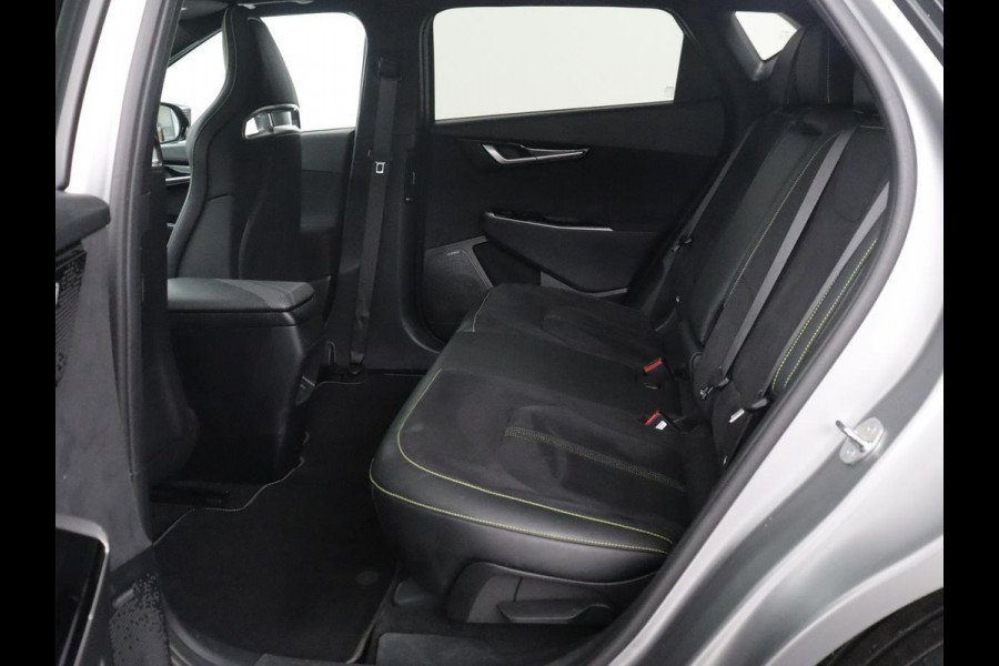 Kia EV6 GT AWD 77.4 kWh | SOH 98.1% | Panoramadak | Alcantara Seats | Head-up | Meridian Surround | Sfeerverlichting | Adaptive cruise | 360 camera | Stuur/stoel verwarming |