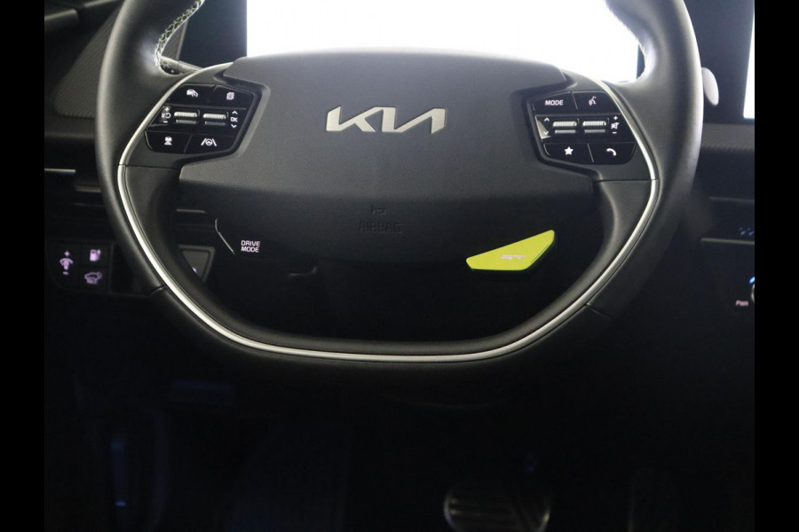 Kia EV6 GT AWD 77.4 kWh | SOH 98.1% | Panoramadak | Alcantara Seats | Head-up | Meridian Surround | Sfeerverlichting | Adaptive cruise | 360 camera | Stuur/stoel verwarming |