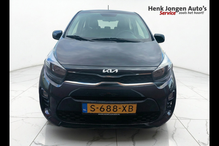 Kia Picanto 1.0 DPi DynamicLine uit 2023 “Sinds 1970 | 5.000+ reviews | Score 9,5 | Service zoals ’t hoort” Henk Jongen Auto's in Helmond,  al 50 jaar service zoals 't hoort!