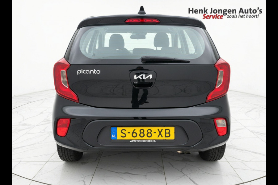 Kia Picanto 1.0 DPi DynamicLine uit 2023 “Sinds 1970 | 5.000+ reviews | Score 9,5 | Service zoals ’t hoort” Henk Jongen Auto's in Helmond,  al 50 jaar service zoals 't hoort!