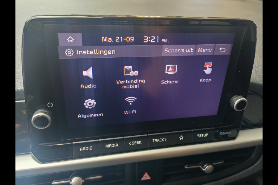 Kia Picanto 1.0 DPi DynamicLine uit 2023 “Sinds 1970 | 5.000+ reviews | Score 9,5 | Service zoals ’t hoort” Henk Jongen Auto's in Helmond,  al 50 jaar service zoals 't hoort!