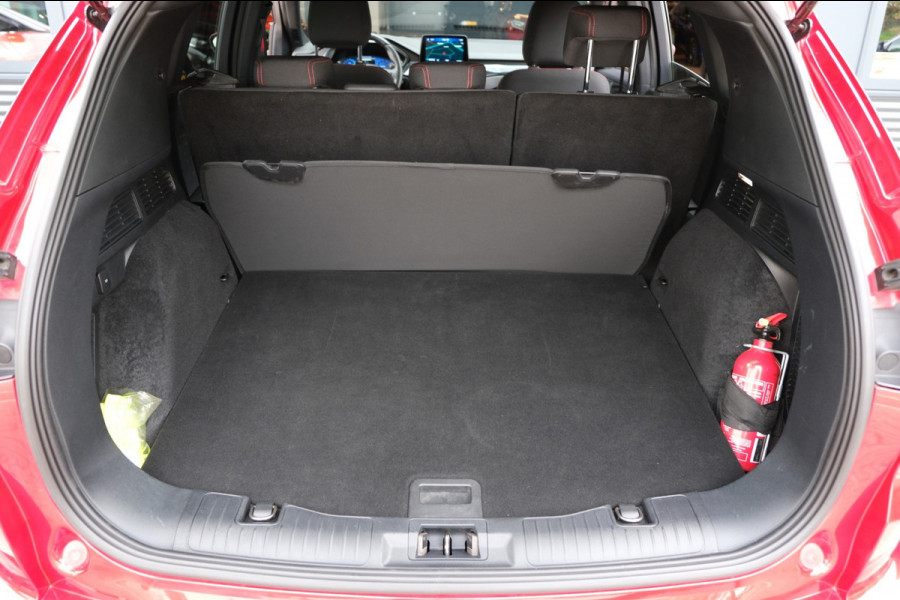 Ford Kuga 1.5 EcoBoost *ST-Line* 67dkm Navi/Camera/Virtual Dashboard ALL-Season Banden