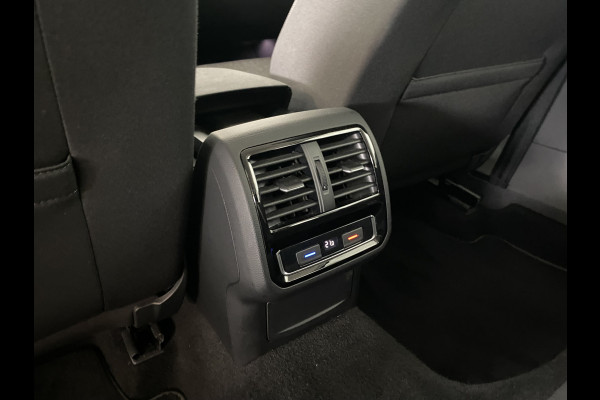 Volkswagen Passat Variant 1.5 TSI Comfortline Business stoelverwarming
