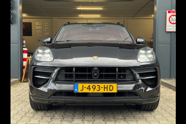 Porsche Macan 3.0 S / KERAMISCH / BURMESTER / 360 CAM / CARBON / 21 INCH / PANO / LUCHTVERING / TREKHAAK ELEKTR. / STOELVENT. !
