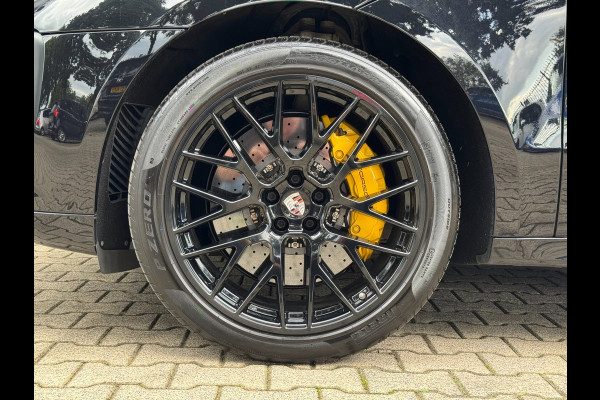 Porsche Macan 3.0 S / KERAMISCH / BURMESTER / 360 CAM / CARBON / 21 INCH / PANO / LUCHTVERING / TREKHAAK ELEKTR. / STOELVENT. !