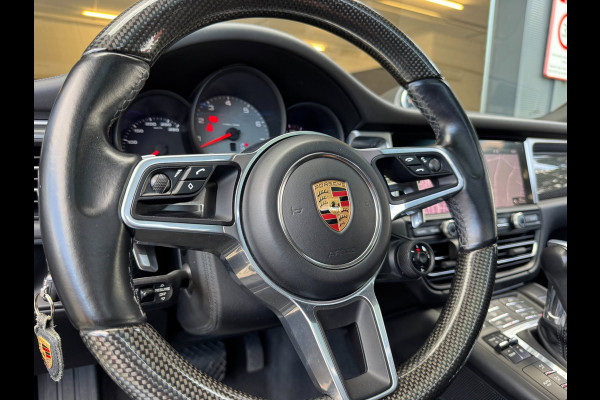 Porsche Macan 3.0 S / KERAMISCH / BURMESTER / 360 CAM / CARBON / 21 INCH / PANO / LUCHTVERING / TREKHAAK ELEKTR. / STOELVENT. !