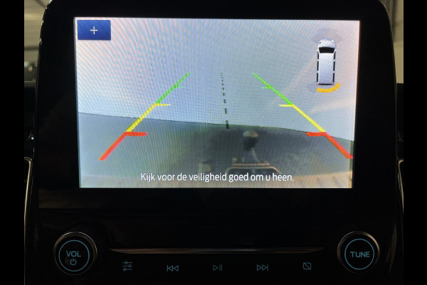 Ford Transit Custom 300 2.0 TDCI L2H1 Limited Dubbele cabine Navigatie Airco 2 Schuifdeuren Trekhaak Parkeersensoren Apple Carplay
