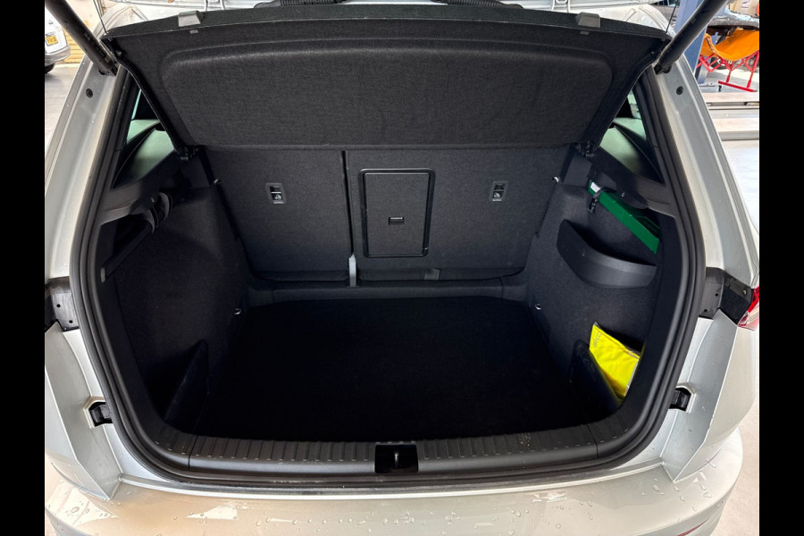 Škoda Karoq 1.5 TSI ACT Sportline Business