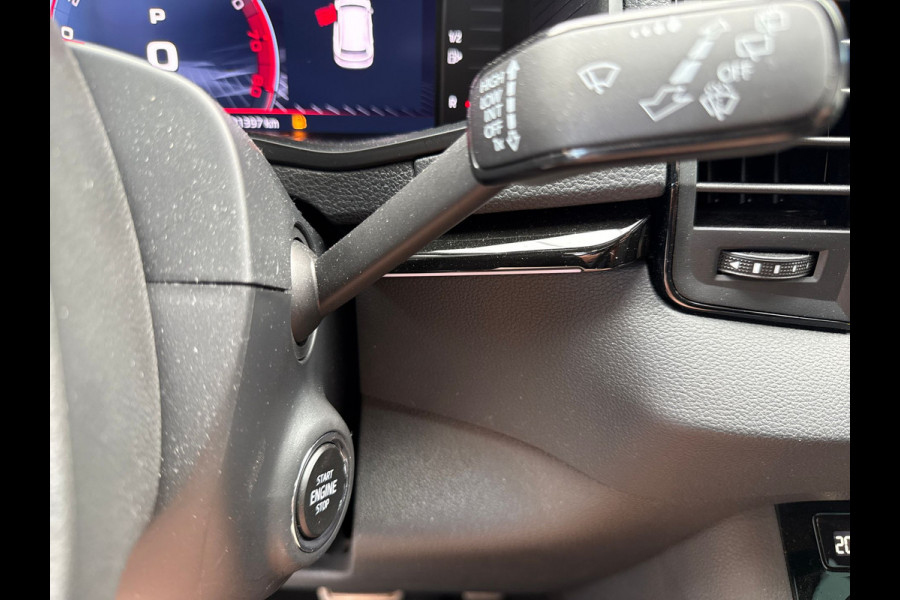 Škoda Karoq 1.5 TSI ACT Sportline Business