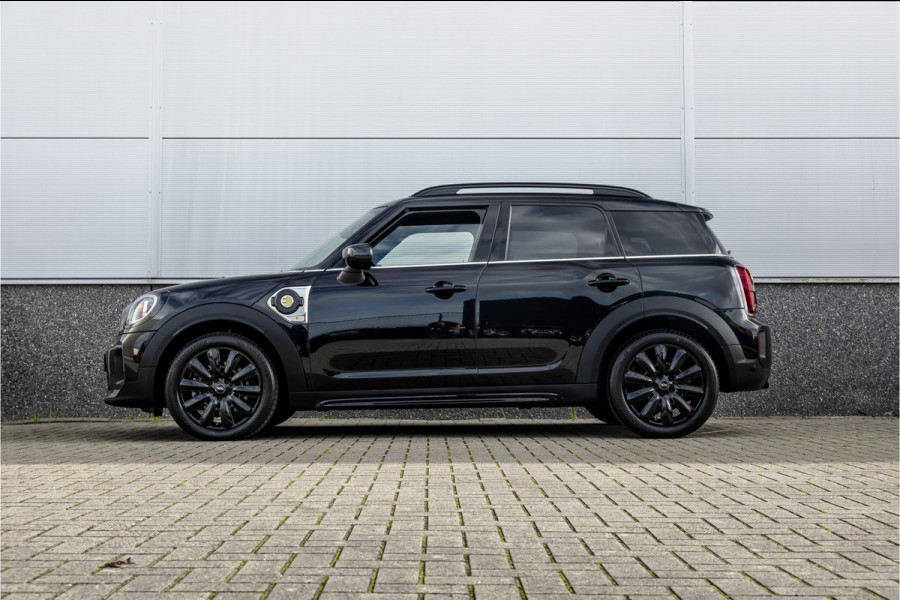 MINI Countryman 1.5 Cooper S E ALL4 Leder / Camera / 18 inch / Carplay