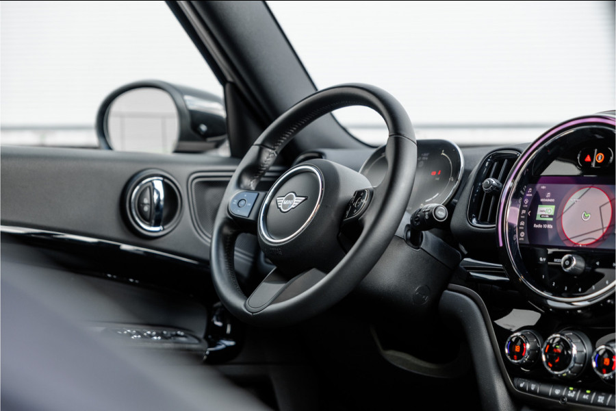 MINI Countryman 1.5 Cooper S E ALL4 Leder / Camera / 18 inch / Carplay