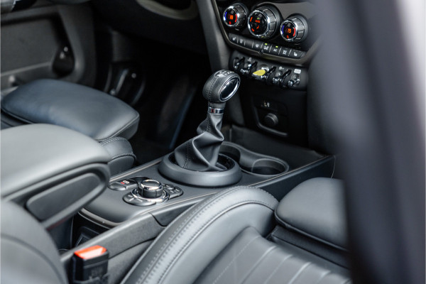 MINI Countryman 1.5 Cooper S E ALL4 Leder / Camera / 18 inch / Carplay