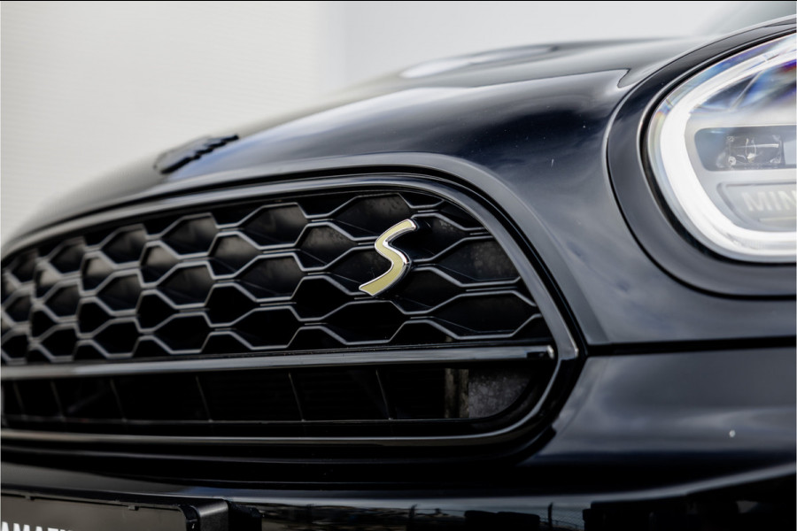 MINI Countryman 1.5 Cooper S E ALL4 Leder / Camera / 18 inch / Carplay