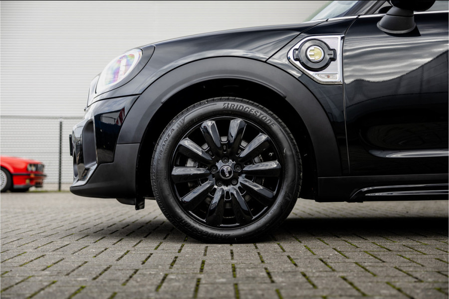 MINI Countryman 1.5 Cooper S E ALL4 Leder / Camera / 18 inch / Carplay