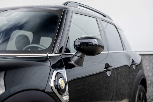 MINI Countryman 1.5 Cooper S E ALL4 Leder / Camera / 18 inch / Carplay