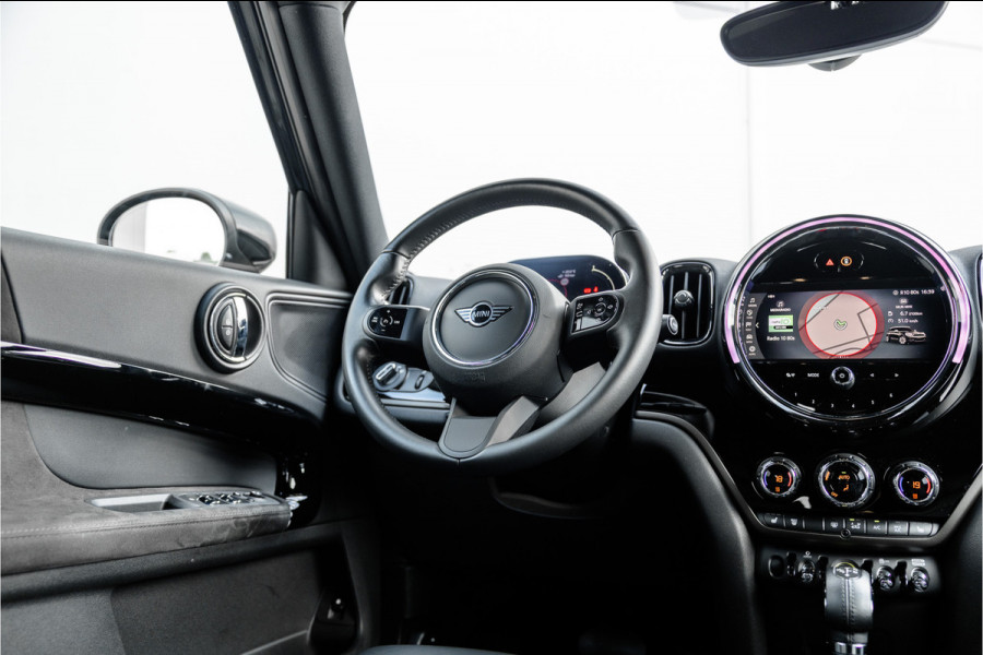 MINI Countryman 1.5 Cooper S E ALL4 Leder / Camera / 18 inch / Carplay