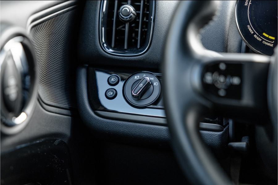 MINI Countryman 1.5 Cooper S E ALL4 Leder / Camera / 18 inch / Carplay