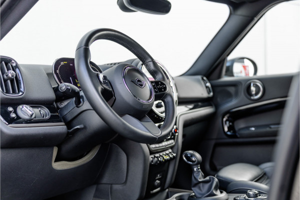 MINI Countryman 1.5 Cooper S E ALL4 Leder / Camera / 18 inch / Carplay