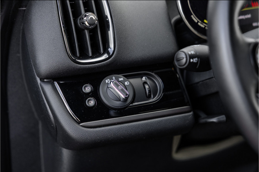 MINI Countryman 1.5 Cooper S E ALL4 Leder / Camera / 18 inch / Carplay