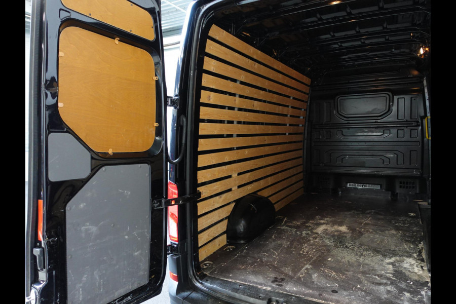 Volkswagen Crafter 2.0 TDI 177pk Automaat L3H3 / L2H2 Highline Airco Apple Carplay Adaptive Cruise Control Camera Trekhaak