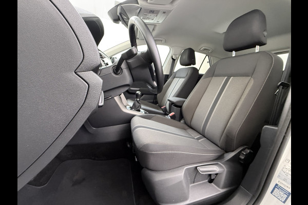 Volkswagen T-Roc 1.5TSI 150PK Sport Adap.Cruise Two Tone lak Navi Camera Stoelverwarming Apple Carplay Android Auto Privacy Glas Led Lmv Isofix Bluetooth Pdc